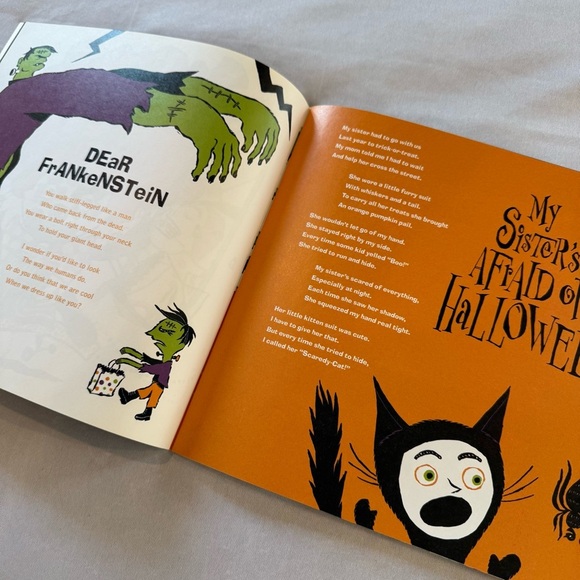Scholastic Book “Halloween Night 21 Spooktacular Poems” Kids Softcover Teacher - Picture 4 of 4